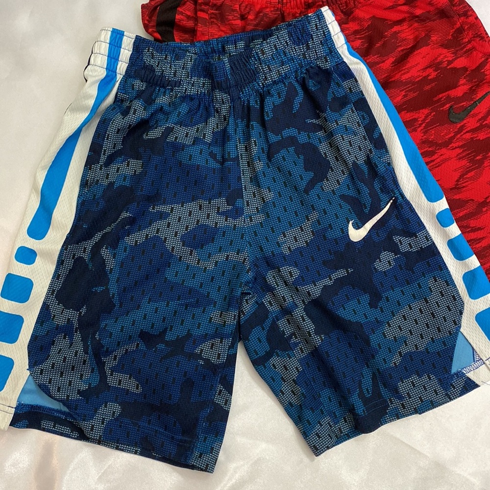 Nike Dri-Fit Shorts Sz Med 2 Pair 1 Red 1 Blue